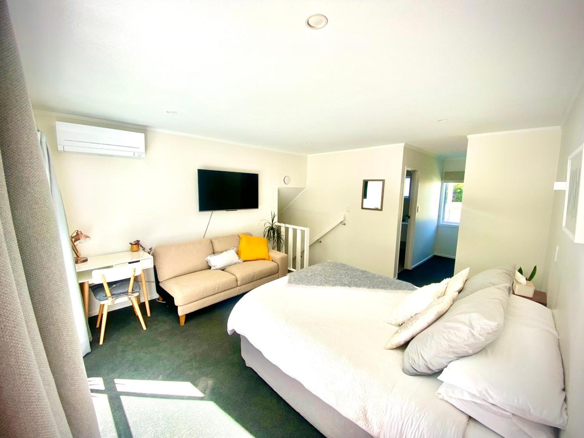 2 Mile Bay Guesthouse Taupo Ngoại thất bức ảnh