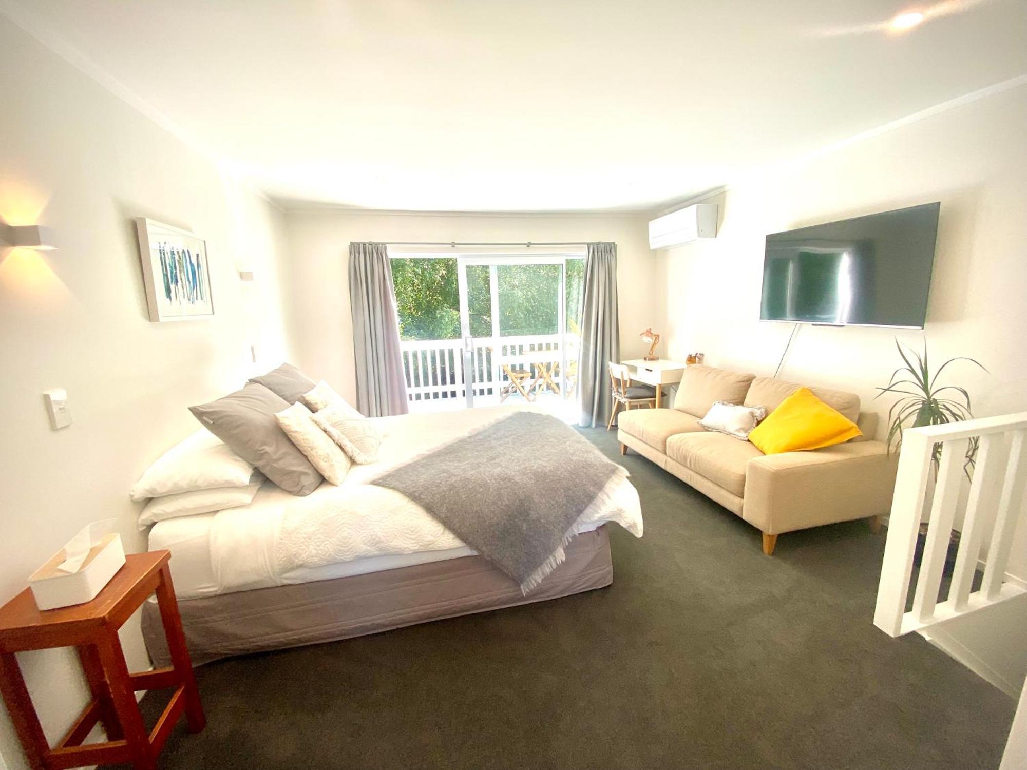 2 Mile Bay Guesthouse Taupo Ngoại thất bức ảnh